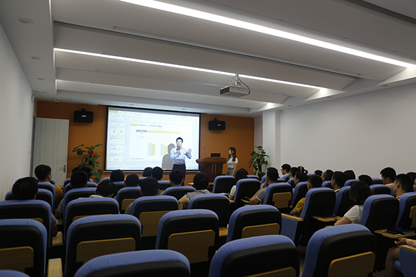 2019年11月4日 杏盛注册月度会议顺利召开